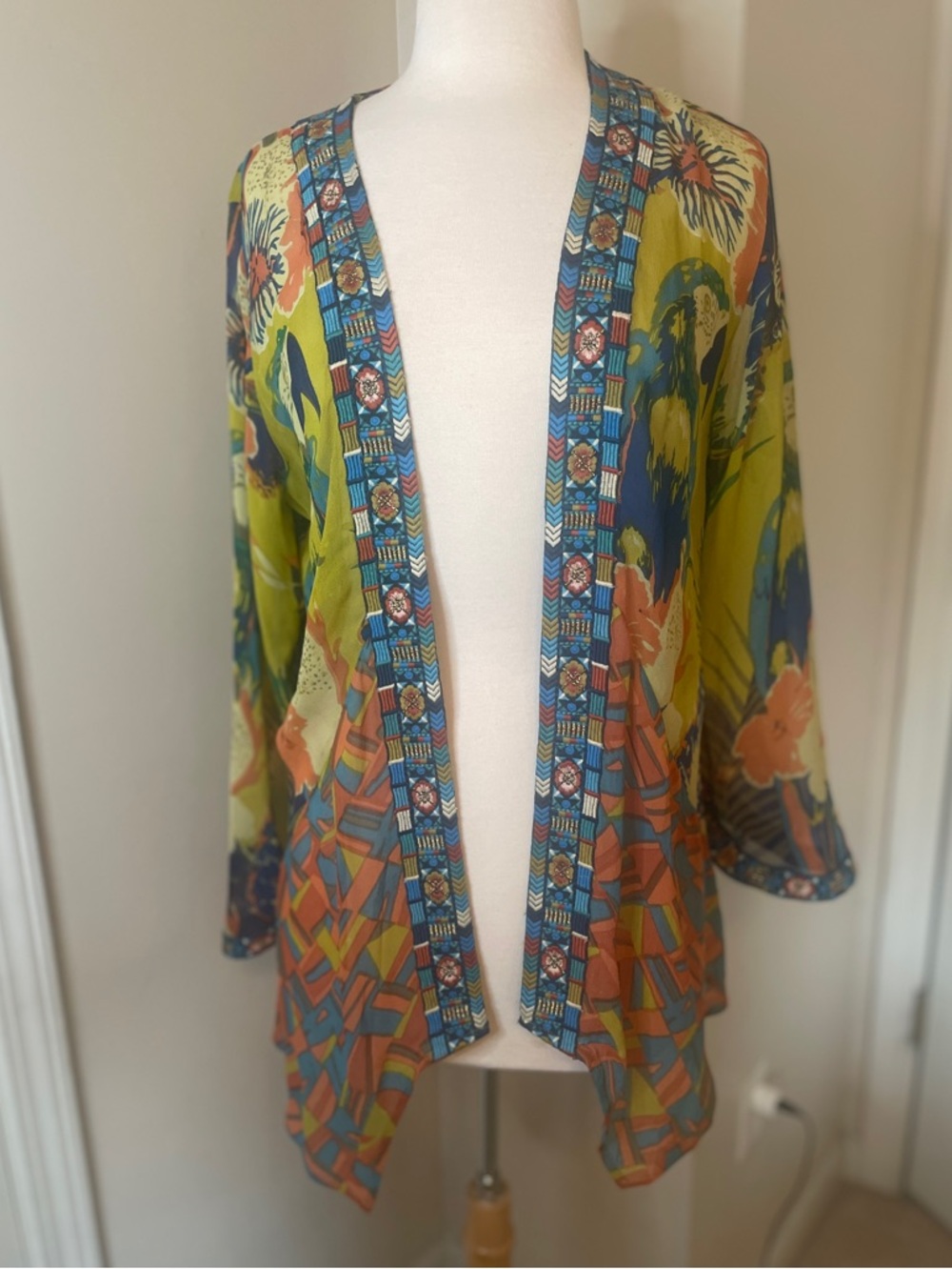 Soft Surroundings Blue and Green Floral Open-Front Tropical Kimono Size Medium